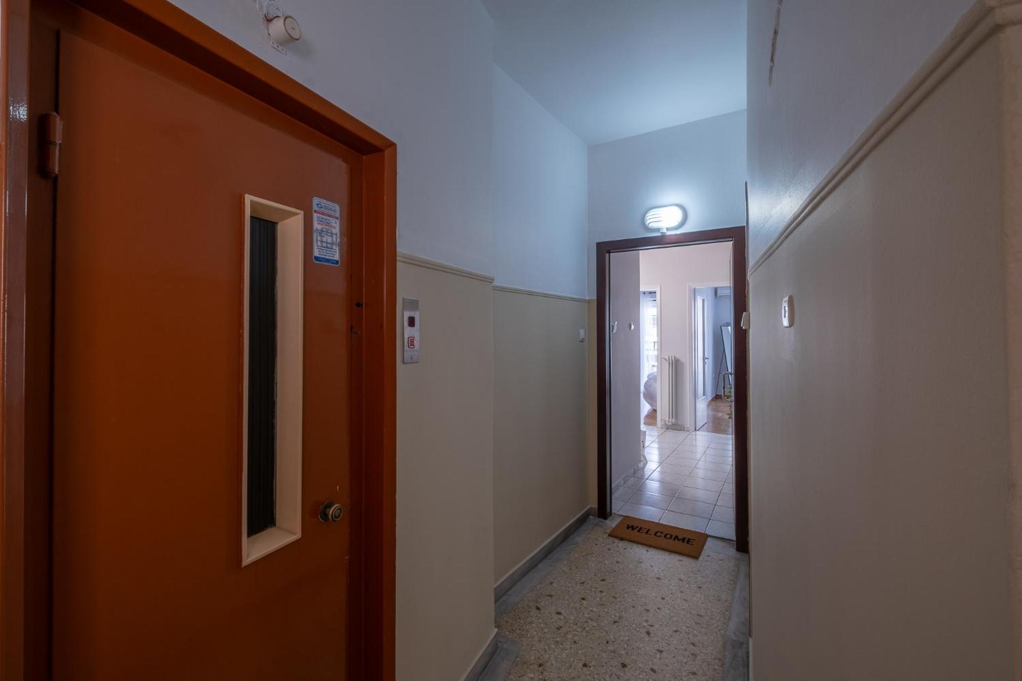 אתונה Lovely And Modern 3Bd Apartment Close To Ampelokipoi Metro מראה חיצוני תמונה